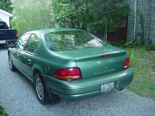 1998-Dodge-Stratus-03