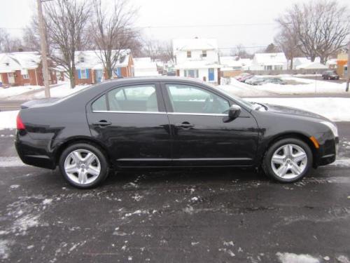 2010-Mercury-Milan-02